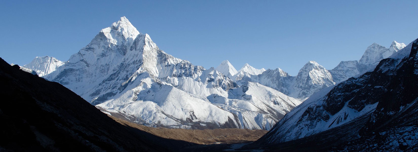 View on the  way Everest  base camp 