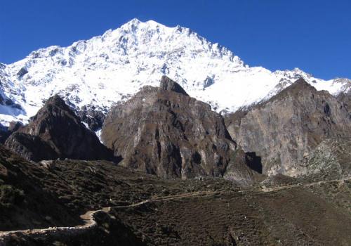 Nar Phu Valley Trek